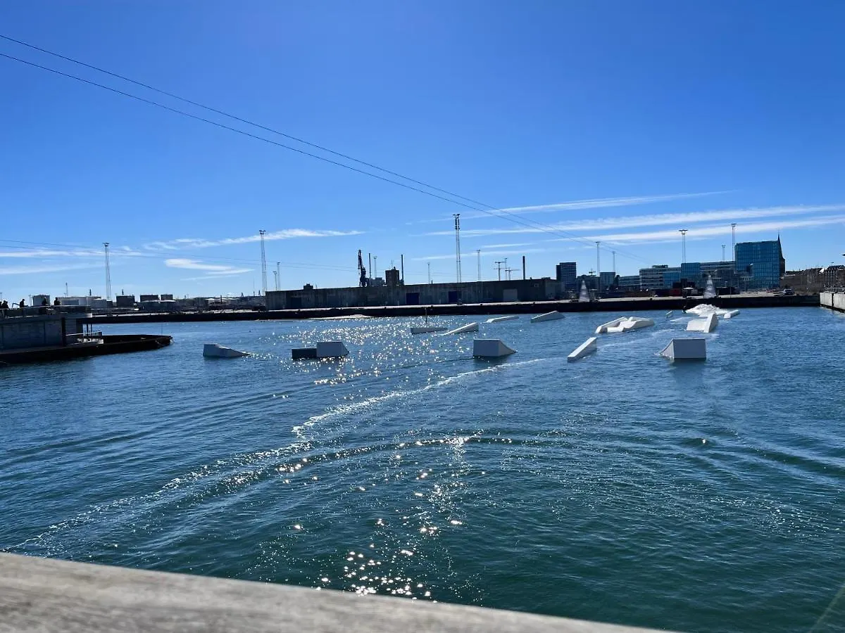 Apartment Directly To Seafront Of Bassin 7 With Big Balcony And Free Parking Århus Dänemark